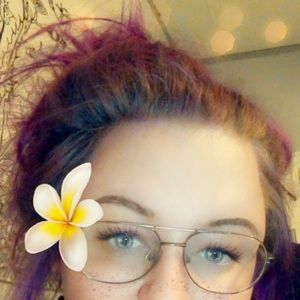 Meet your Posher, Hailey